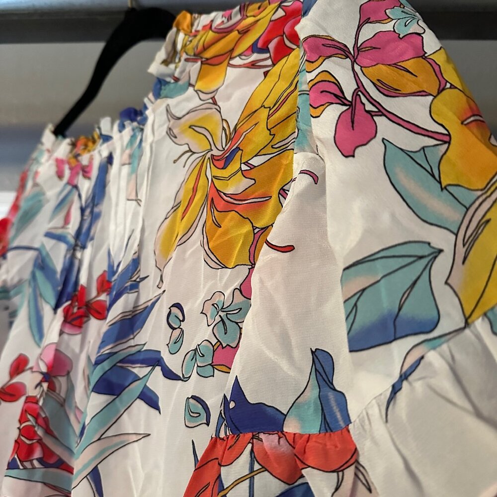 Hale Bob Floral Blouse Size M White Multicolor Silk Top NWOT - Picture 8 of 9